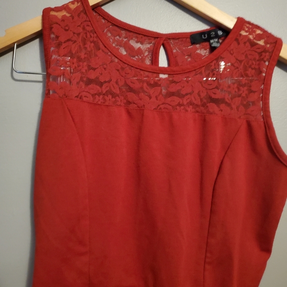 LOT OF 2 - U2B Red/Blue Shirt - Size M (read description) - Picture 2 of 12